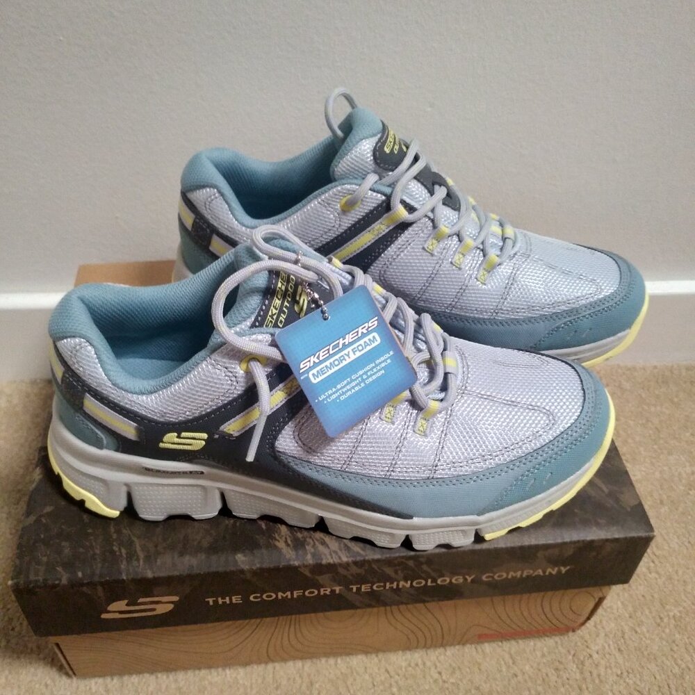 SKECHERS Women's 10.0 SPORT SUMMITS AT-ARTISTS BLUFF Blue Yellow MESH New Box